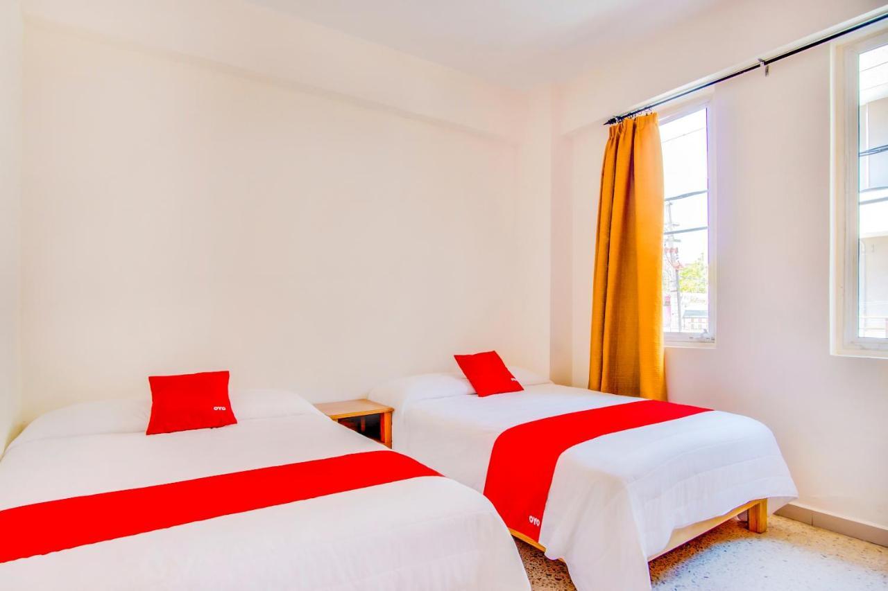 Hotel La Estancia Коліма Екстер'єр фото