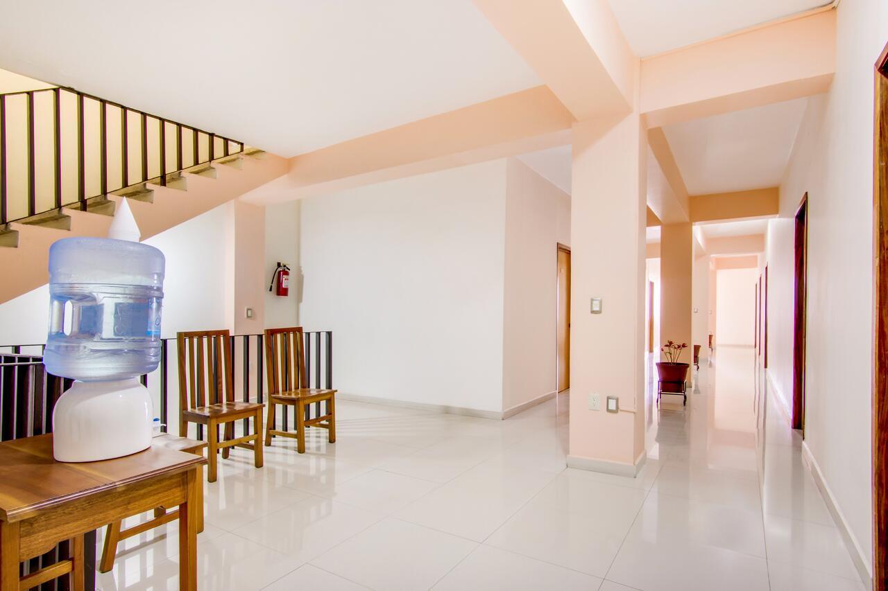 Hotel La Estancia Коліма Екстер'єр фото